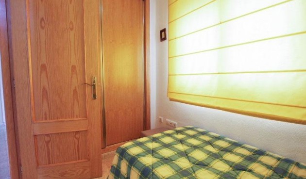 Resale - Apartment -
Guardamar del Segura - Pueblo