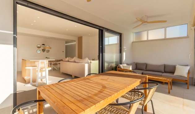 Återförsäljning - Semi Detached -
Torrevieja - Costa Blanca