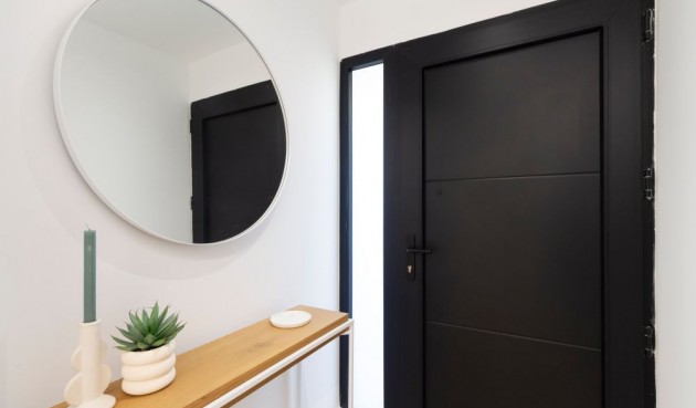 Återförsäljning - Semi Detached -
Torrevieja - Costa Blanca