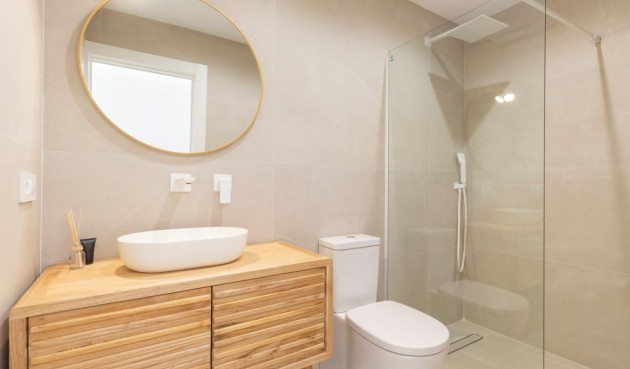 Återförsäljning - Semi Detached -
Torrevieja - Costa Blanca