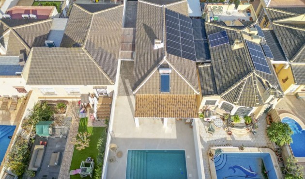 Återförsäljning - Semi Detached -
Torrevieja - Costa Blanca