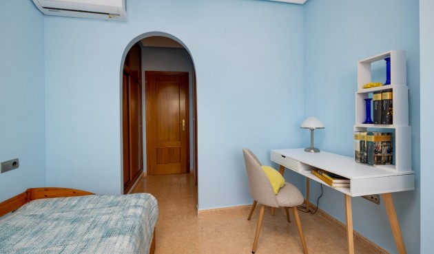 Resale - Apartment -
Jacarilla - Inland