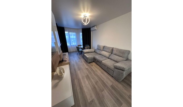 Resale - Apartment -
Torrevieja - Estacion De Autobuses