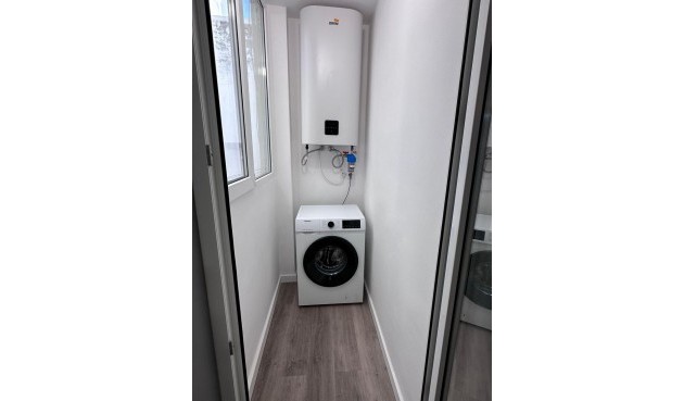 Resale - Apartment -
Torrevieja - Estacion De Autobuses