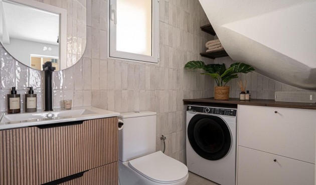 Reventa - Semi Detached -
Orihuela Costa - Los Almendros-la Florida