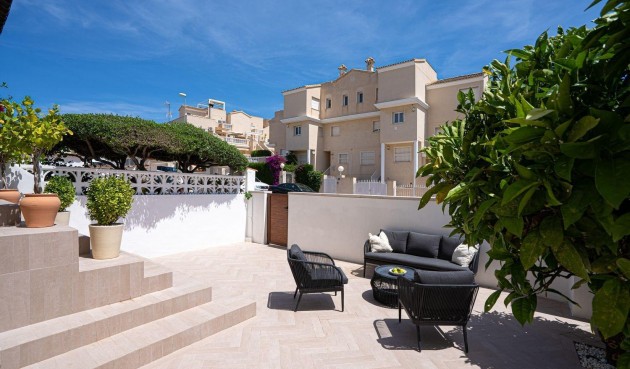 Reventa - Semi Detached -
Orihuela Costa - Los Almendros-la Florida