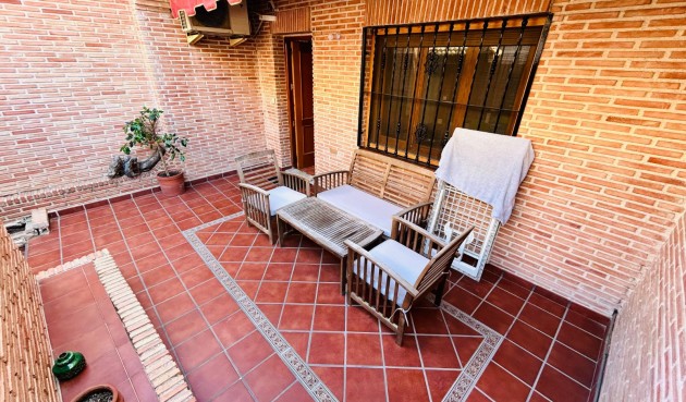 Reventa - Villa -
Torrevieja - Costa Blanca