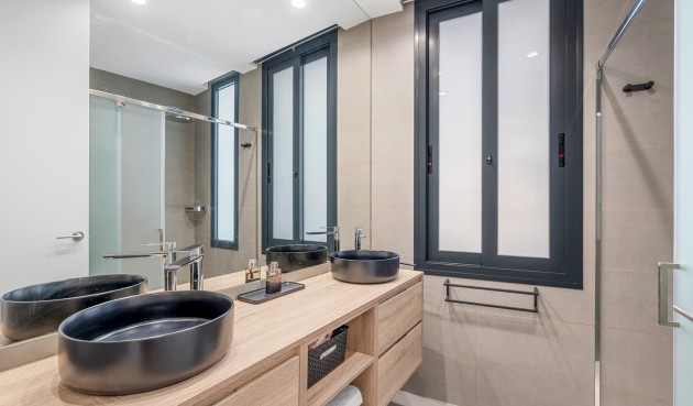 Resale - Apartment -
Monforte del Cid - Inland