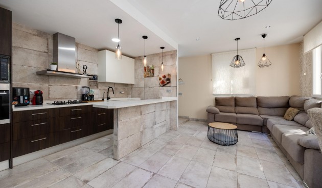 Brukt - Town House -
Torrevieja - Centro