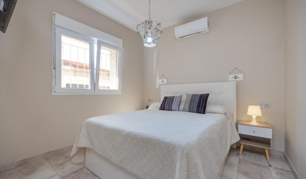 Brukt - Town House -
Torrevieja - Centro