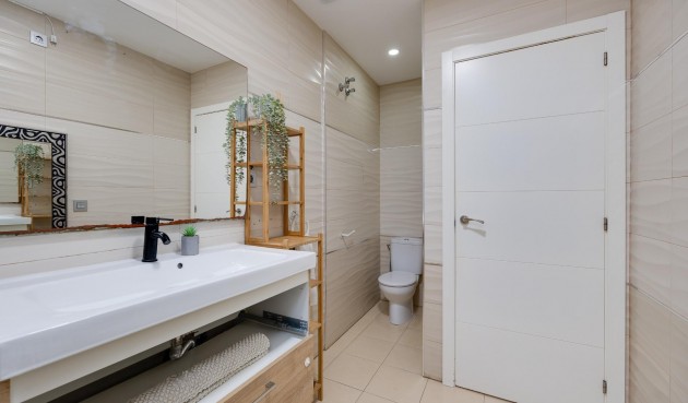 Brukt - Town House -
Torrevieja - Centro