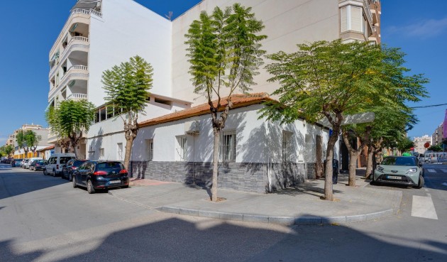 Brukt - Town House -
Torrevieja - Centro