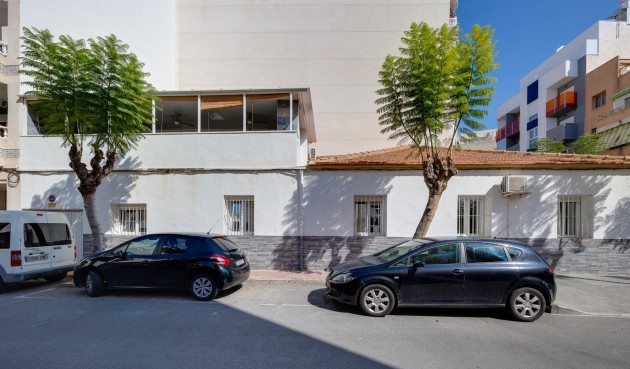 Brukt - Town House -
Torrevieja - Centro