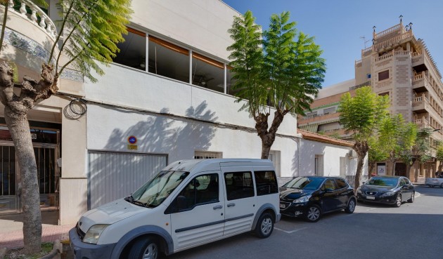 Brukt - Town House -
Torrevieja - Centro