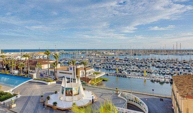 Brukt - Town House -
Torrevieja - Centro