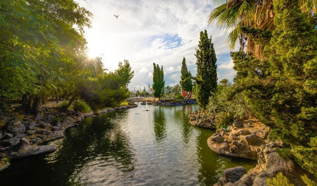 Brukt - Town House -
Torrevieja - Centro