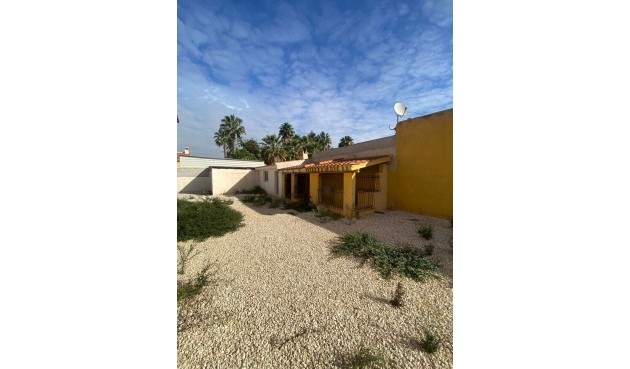 Resale - Villa -
Catral - Costa Blanca