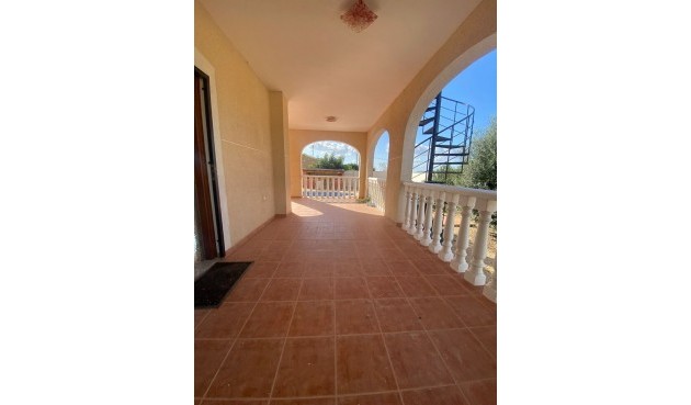 Resale - Villa -
Catral - Costa Blanca