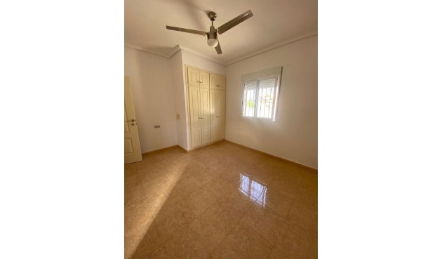 Resale - Villa -
Catral - Costa Blanca