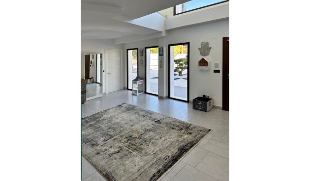 Resale - Villa -
Jávea - Costa Blanca