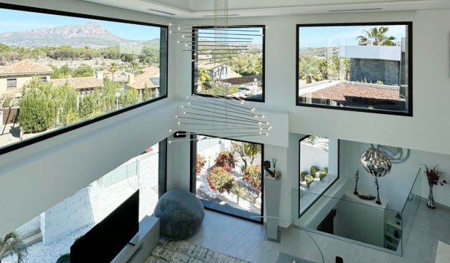 Resale - Villa -
Jávea - Costa Blanca