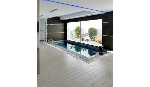 Resale - Villa -
Jávea - Costa Blanca