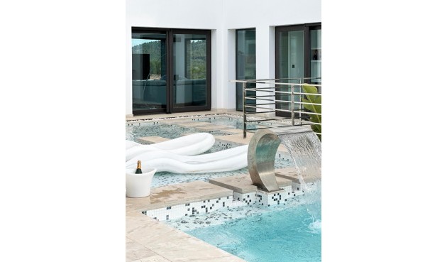 Resale - Villa -
Jávea - Costa Blanca