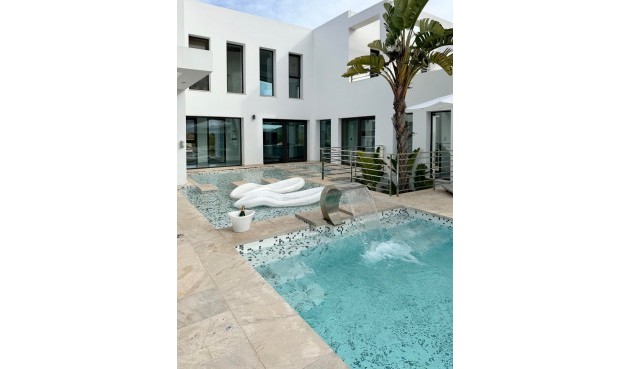 Resale - Villa -
Jávea - Costa Blanca