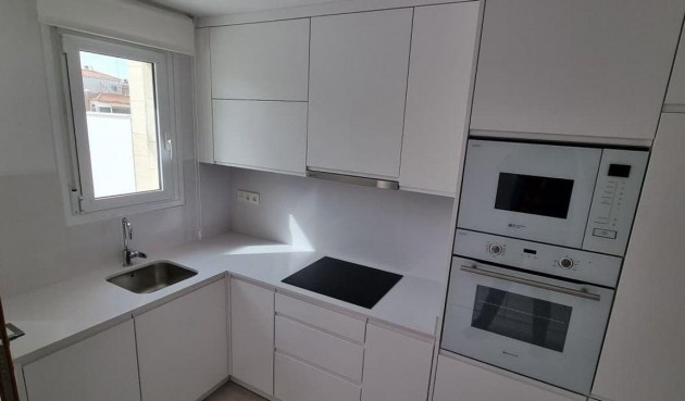 Återförsäljning - Town House -
Torrevieja - aguas nuevas