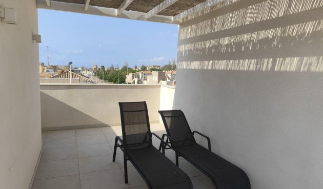 Återförsäljning - Town House -
Torrevieja - aguas nuevas