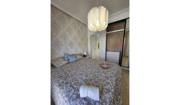 Resale - Town House -
San Miguel de Salinas - Ciudad De Las Comunicaciones