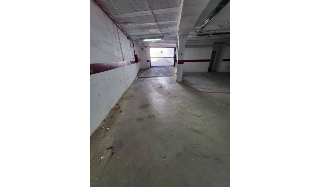 Resale - Town House -
San Miguel de Salinas - Ciudad De Las Comunicaciones