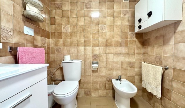 Reventa - Ático -
Torrevieja - Centro