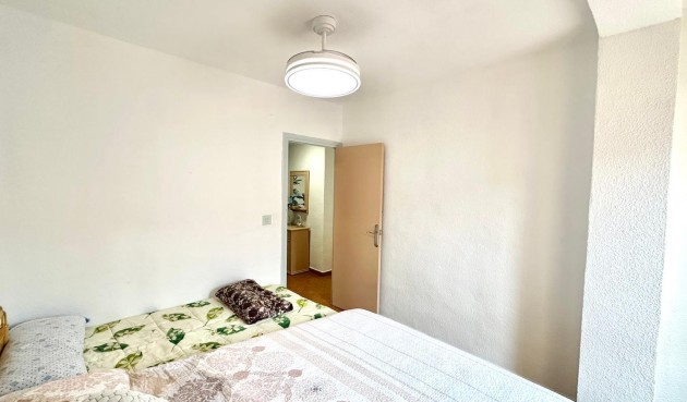 Reventa - Ático -
Torrevieja - Centro