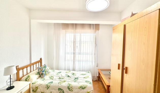 Reventa - Ático -
Torrevieja - Centro