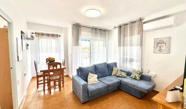 Reventa - Ático -
Torrevieja - Centro