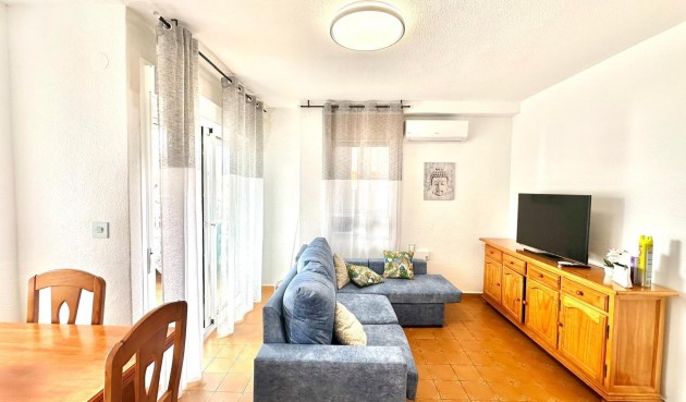 Reventa - Ático -
Torrevieja - Centro