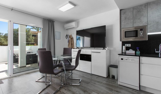 Resale - Duplex -
Torrevieja - Costa Blanca