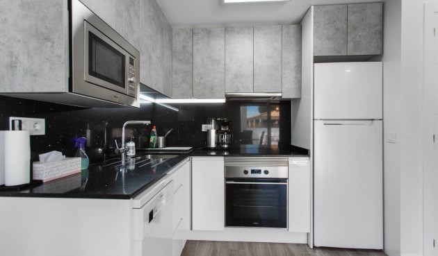 Resale - Duplex -
Torrevieja - Costa Blanca