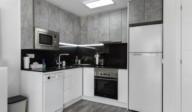 Resale - Duplex -
Torrevieja - Costa Blanca