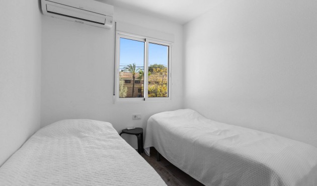 Resale - Duplex -
Torrevieja - Costa Blanca