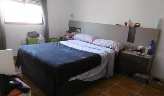 Resale - Villa -
Yecla - Inland