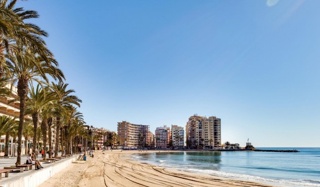 Brukt - Apartment -
Torrevieja - Playa del Cura