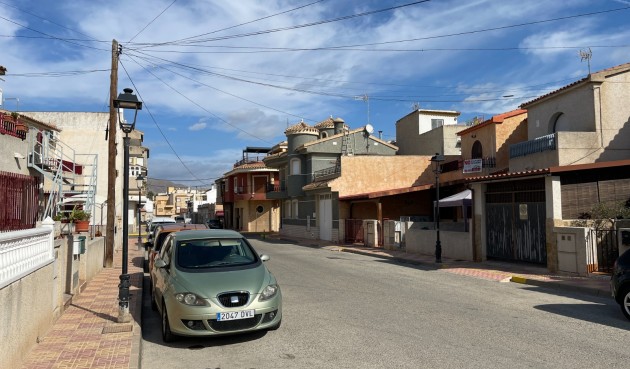 Resale - Town House -
Jacarilla - Inland