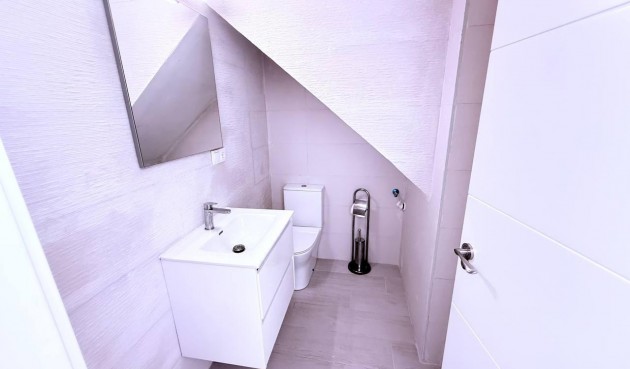 Brukt - Town House -
Orihuela Costa - Las Filipinas