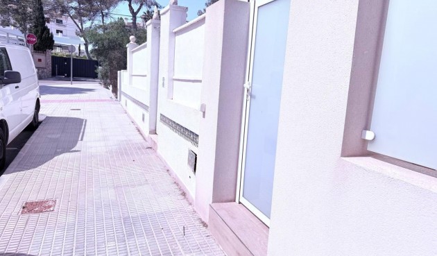 Brukt - Town House -
Orihuela Costa - Las Filipinas
