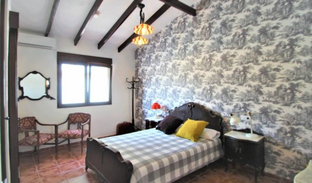 Resale - Villa -
Orihuela Costa - Costa Blanca