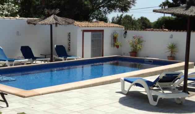Resale - Villa -
Orihuela Costa - Costa Blanca