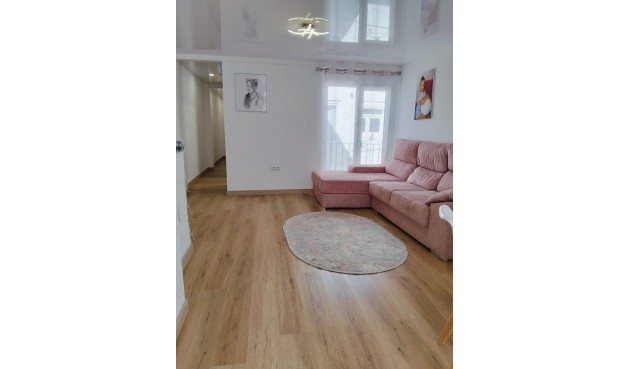 Brukt - Apartment -
Alicante - Altozano