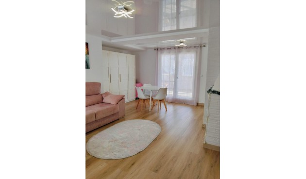 Brukt - Apartment -
Alicante - Altozano